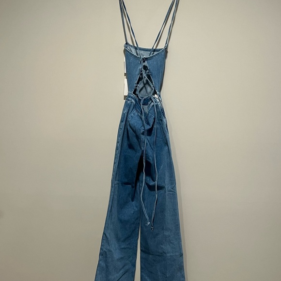 Good American Jean Jumpsuit - NEVER WORN - tags still on! Size 1 - Picture 4 of 5